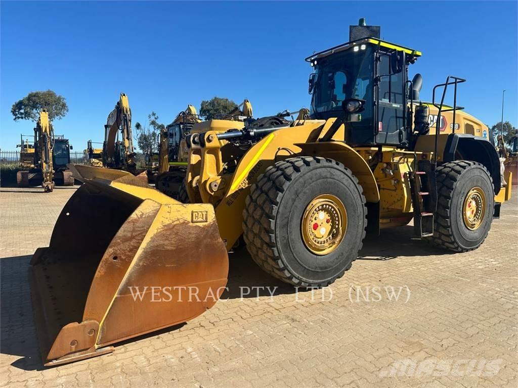 CAT 980-14 Gumikerekes homlokrakodók