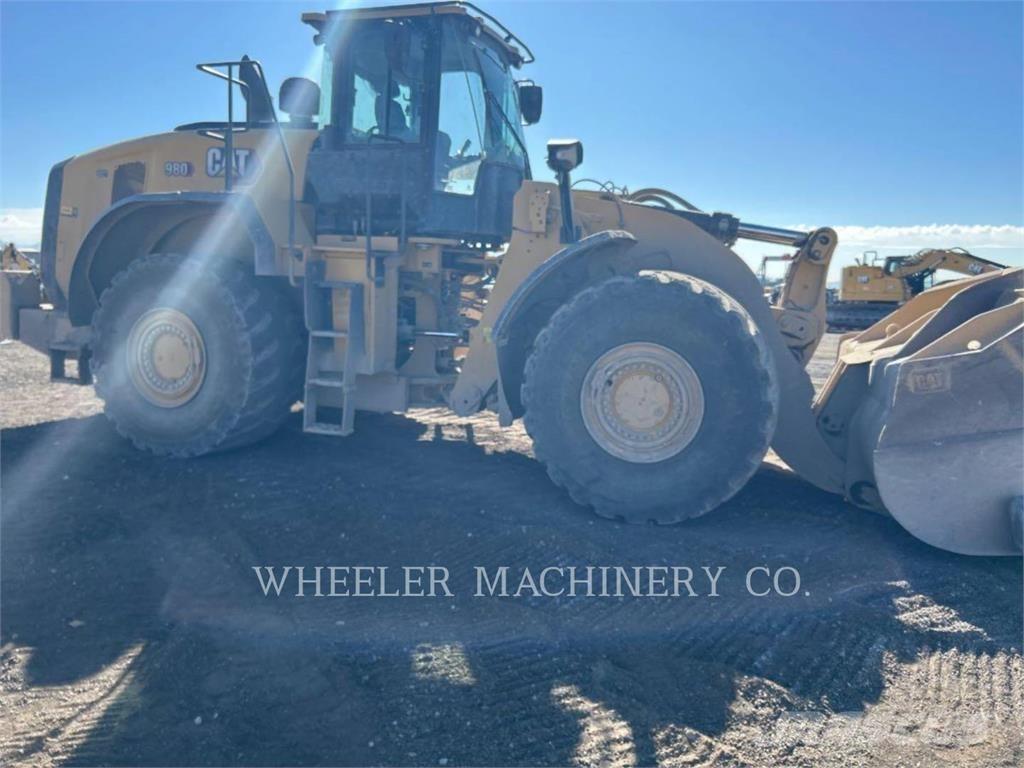 CAT 980 AOC Gumikerekes homlokrakodók