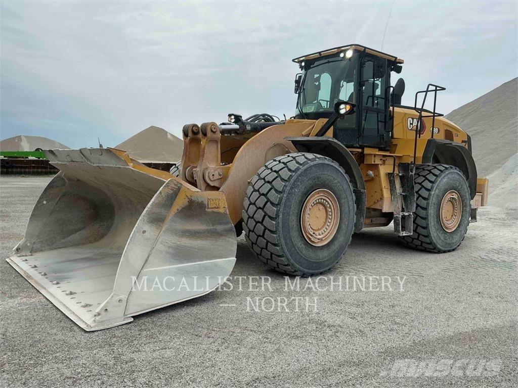 CAT 980 P Gumikerekes homlokrakodók