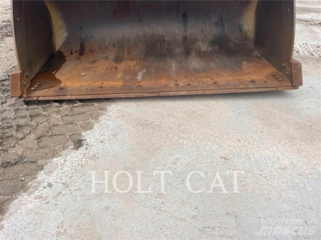 CAT 980 XE Gumikerekes homlokrakodók