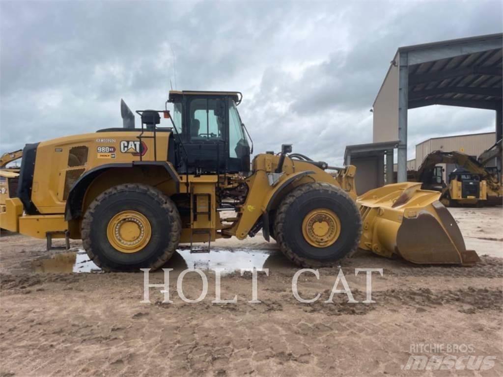 CAT 980 XE Gumikerekes homlokrakodók
