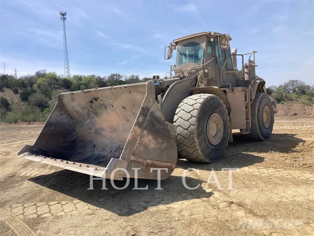 CAT 980H Gumikerekes homlokrakodók