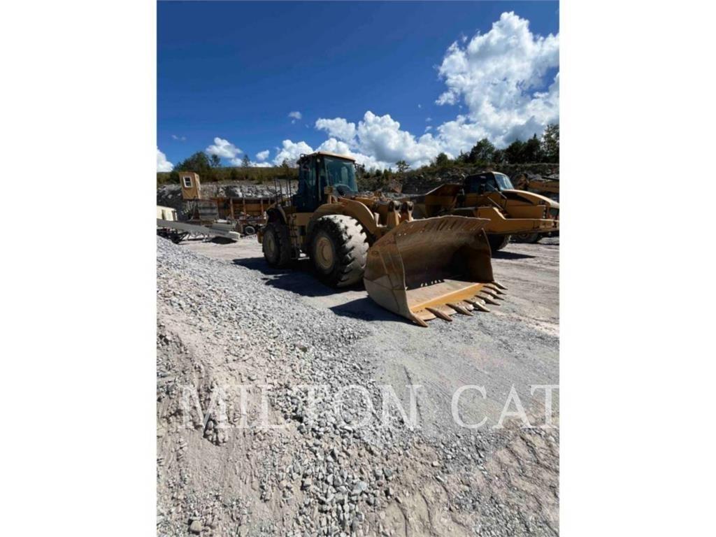 CAT 980H Gumikerekes homlokrakodók