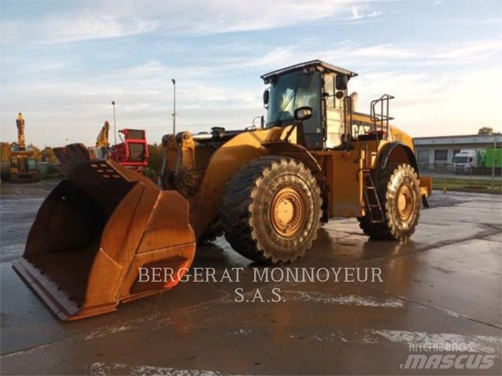 CAT 980K Gumikerekes homlokrakodók