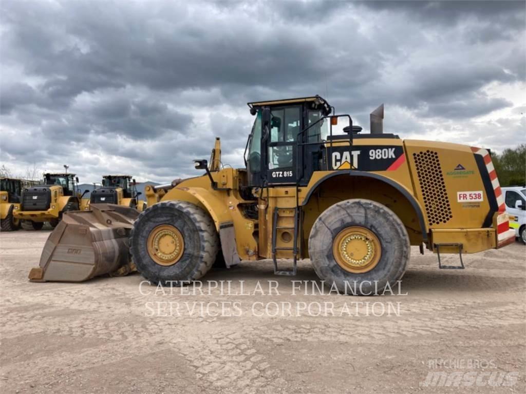 CAT 980K Gumikerekes homlokrakodók
