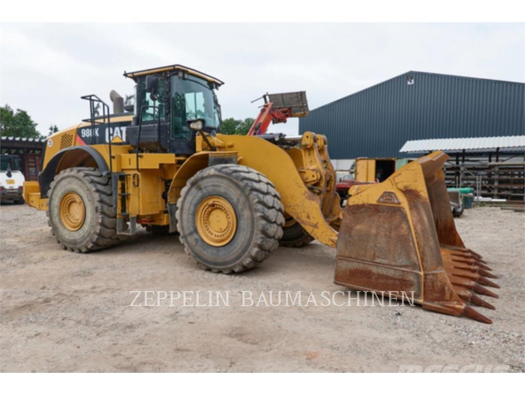 CAT 980K Gumikerekes homlokrakodók