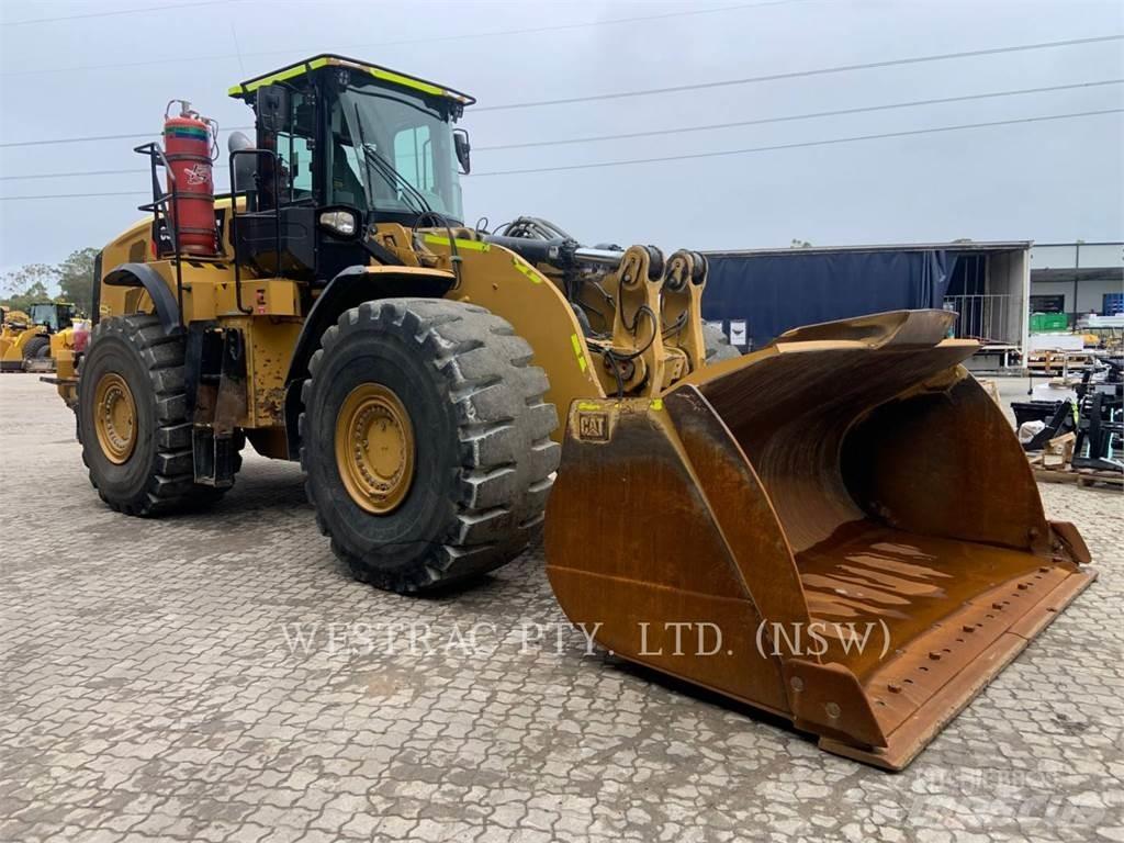 CAT 980M Gumikerekes homlokrakodók