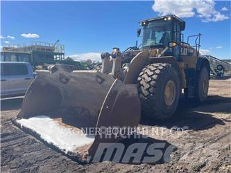 CAT 980M Gumikerekes homlokrakodók
