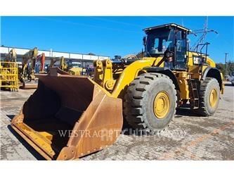 CAT 980M Gumikerekes homlokrakodók