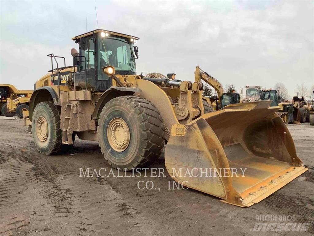 CAT 980M Gumikerekes homlokrakodók
