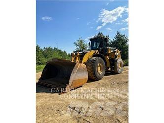 CAT 980M Gumikerekes homlokrakodók