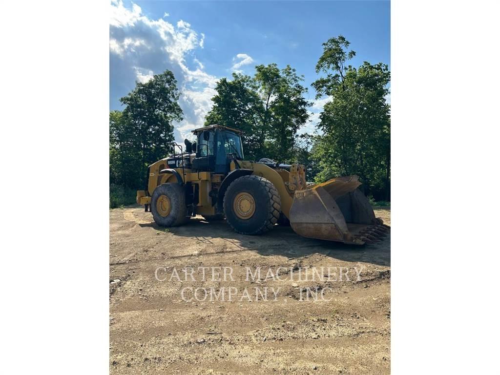 CAT 980M Gumikerekes homlokrakodók