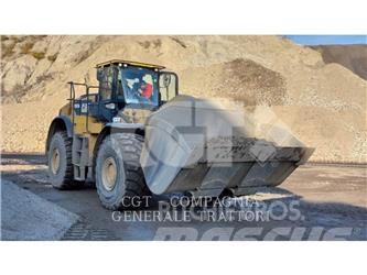 CAT 980M Gumikerekes homlokrakodók