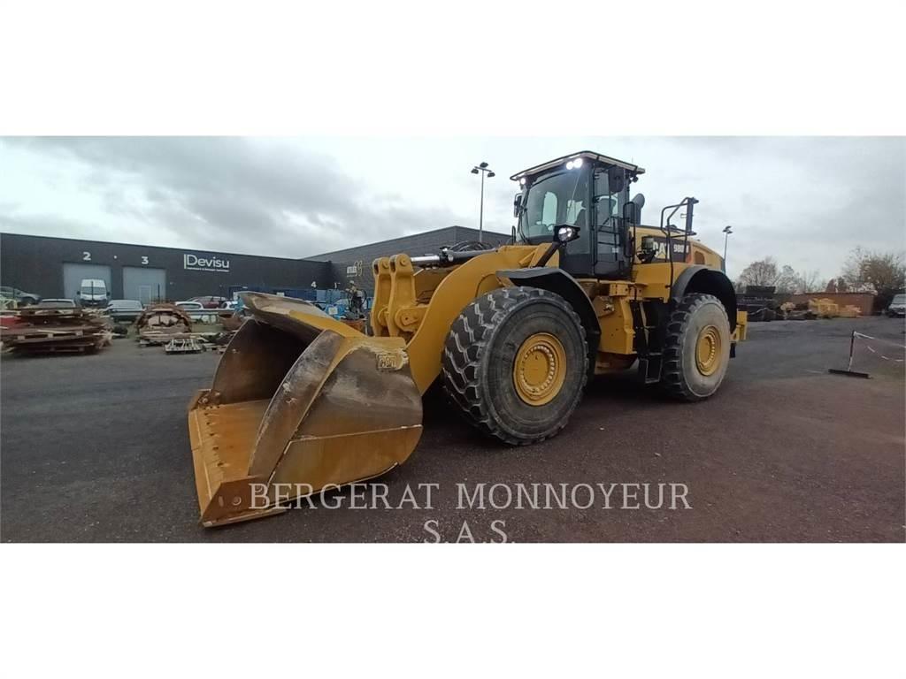 CAT 980M Gumikerekes homlokrakodók