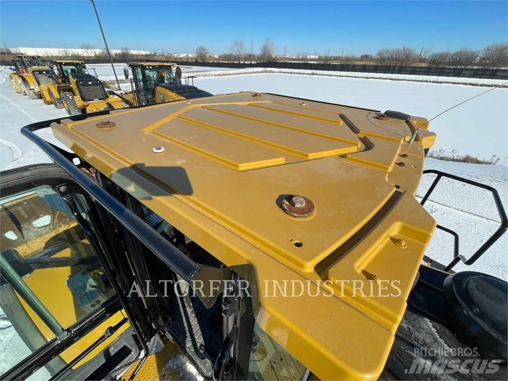 CAT 980M Gumikerekes homlokrakodók