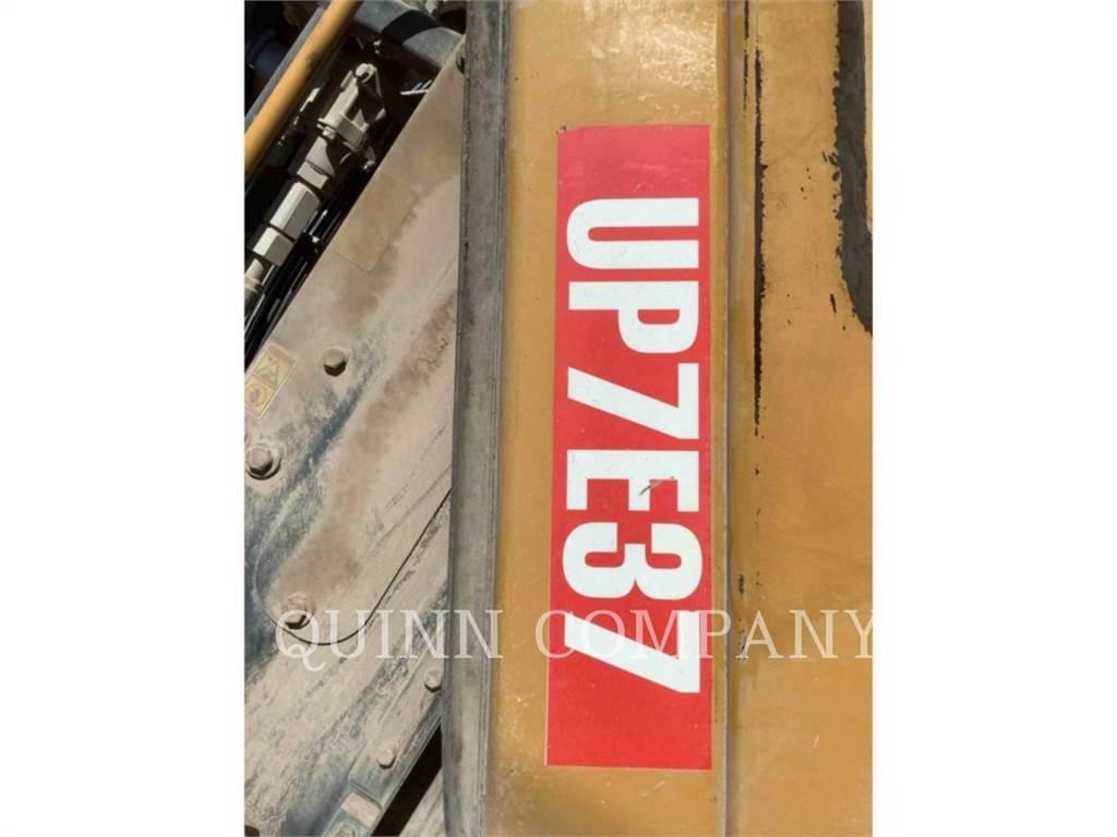 CAT 980M Gumikerekes homlokrakodók