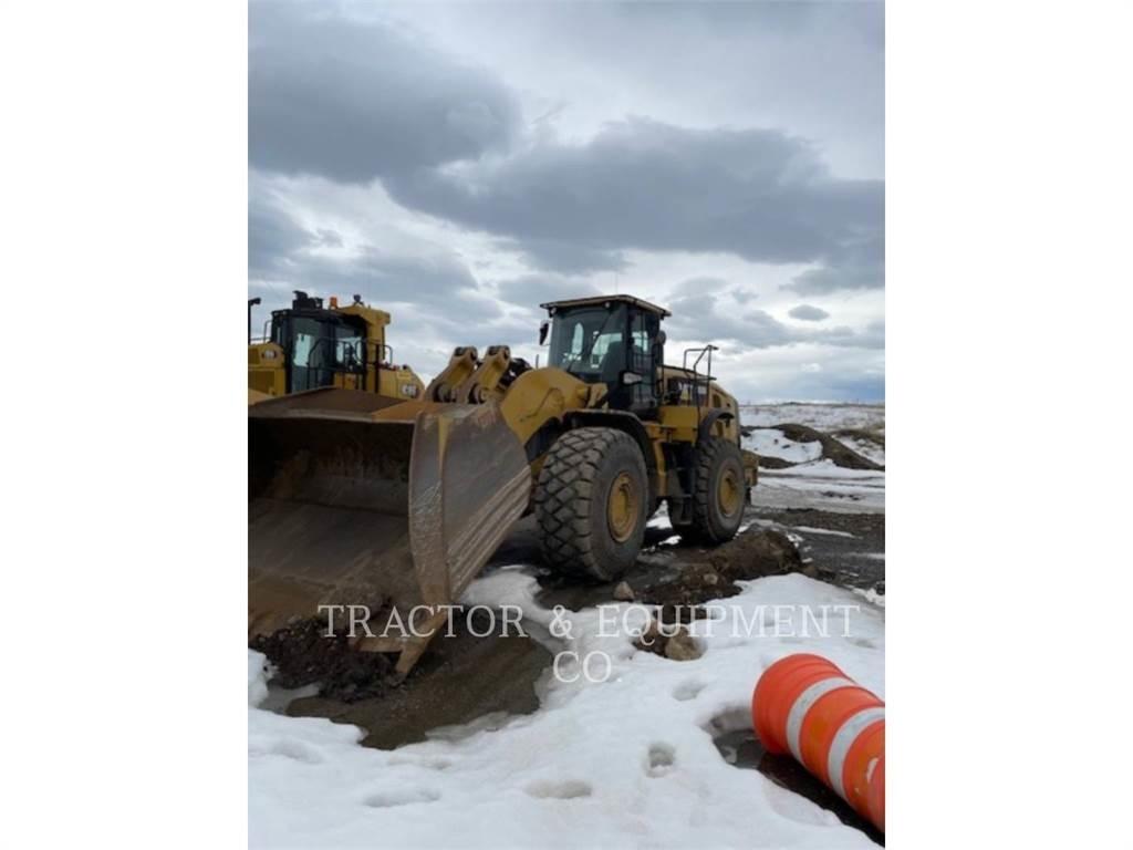 CAT 980M Gumikerekes homlokrakodók