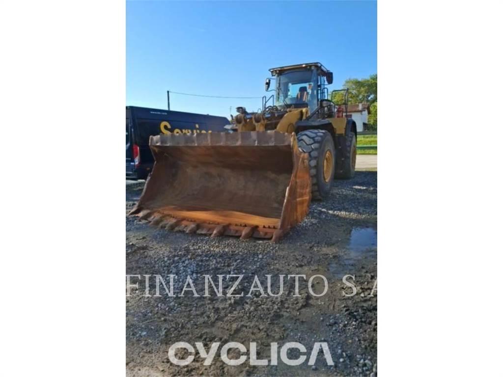 CAT 980M Gumikerekes homlokrakodók