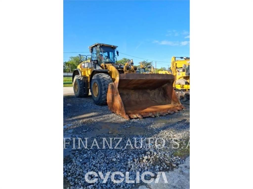 CAT 980M Gumikerekes homlokrakodók