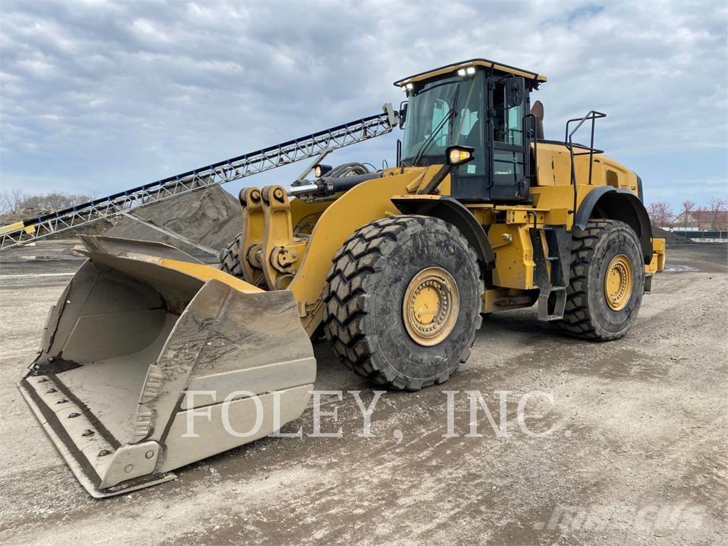 CAT 980M Gumikerekes homlokrakodók