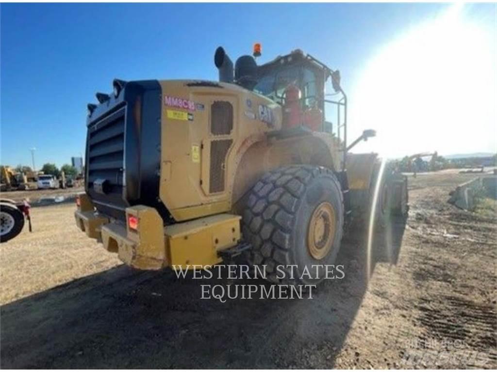 CAT 980M Gumikerekes homlokrakodók
