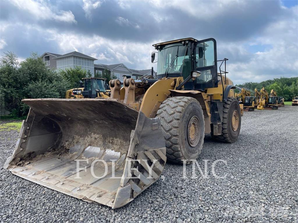 CAT 980M Gumikerekes homlokrakodók