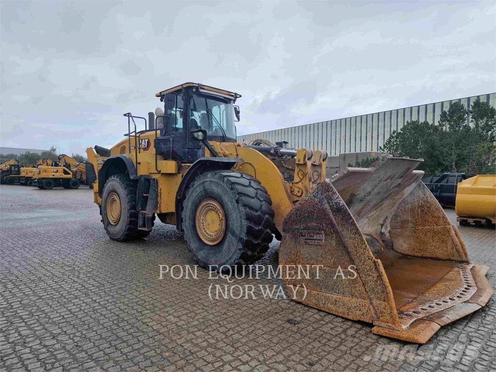 CAT 980M Gumikerekes homlokrakodók