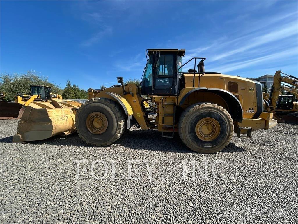 CAT 980M Gumikerekes homlokrakodók