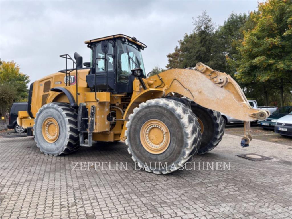 CAT 980M Gumikerekes homlokrakodók