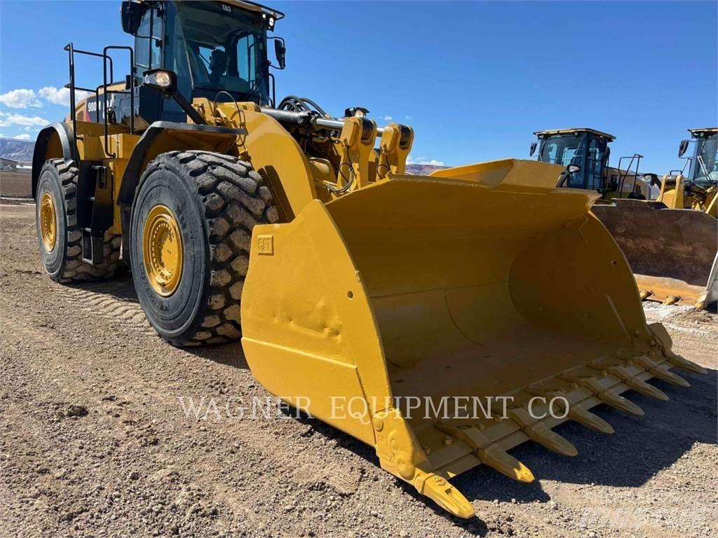 CAT 980M Gumikerekes homlokrakodók