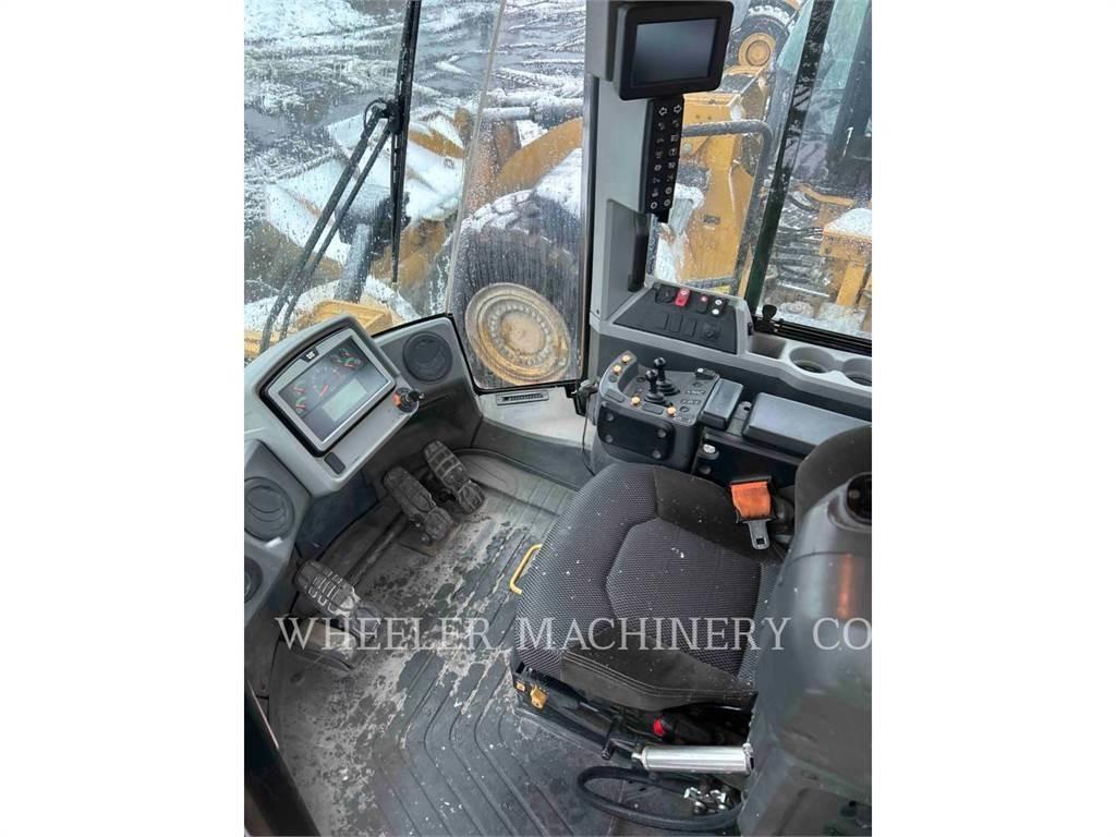 CAT 980M AOC Gumikerekes homlokrakodók
