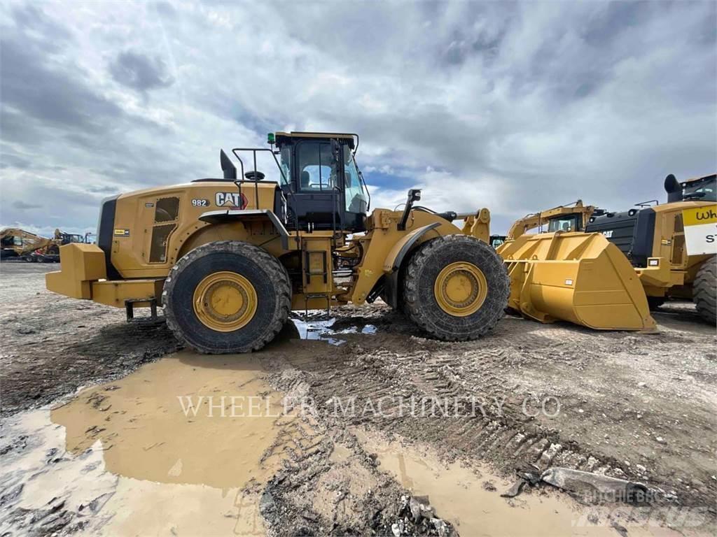 CAT 982 Gumikerekes homlokrakodók