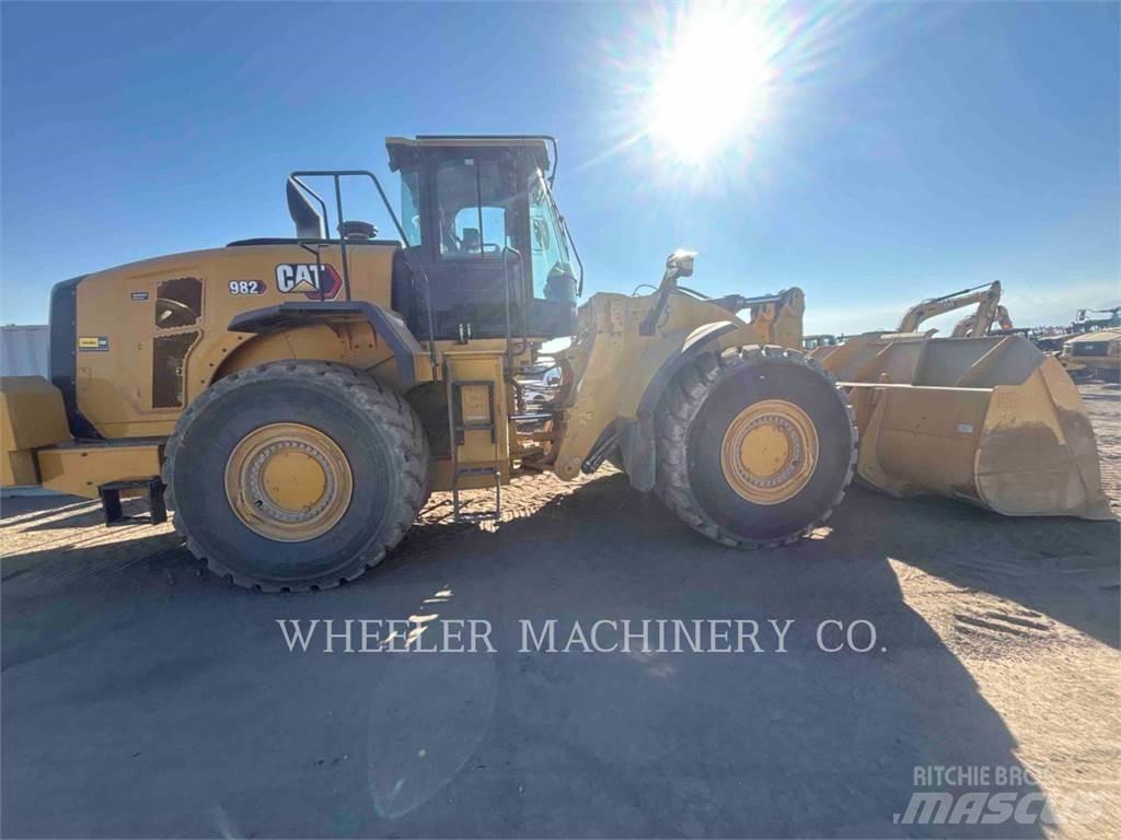 CAT 982 Gumikerekes homlokrakodók