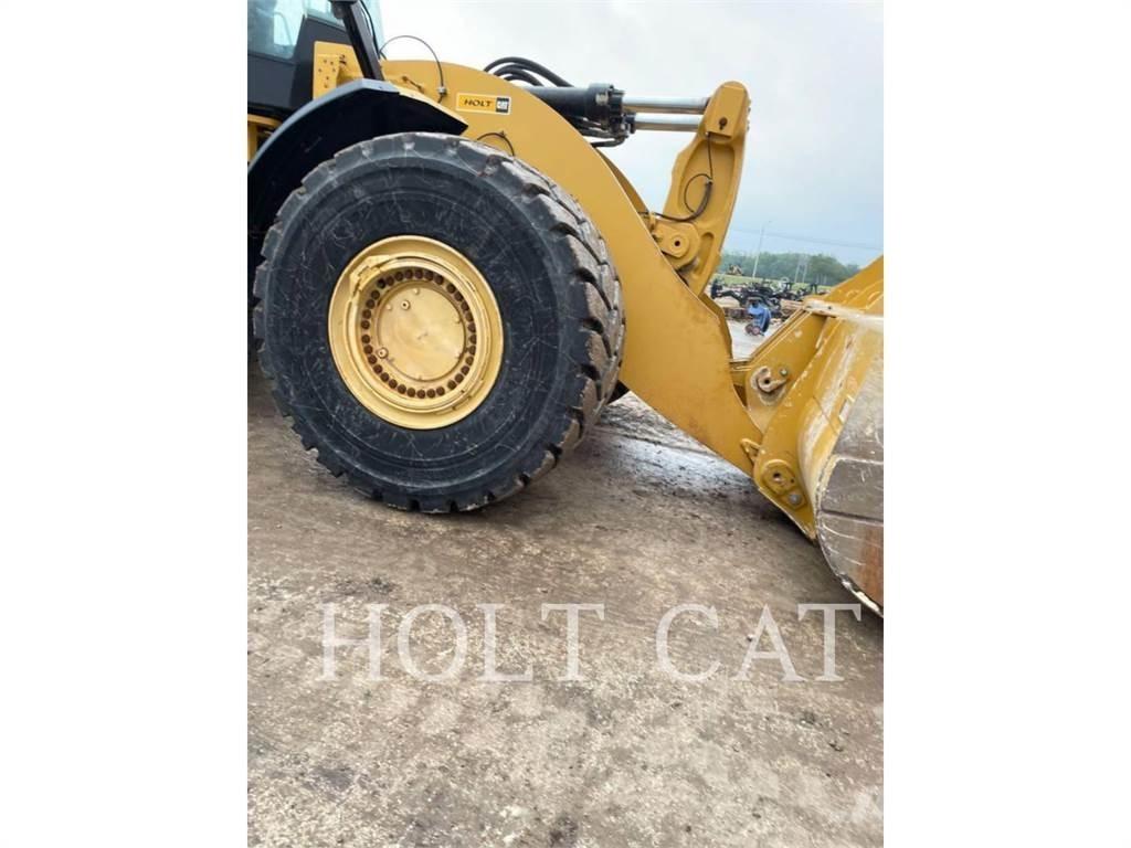 CAT 982 Gumikerekes homlokrakodók