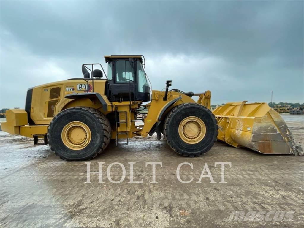 CAT 982 Gumikerekes homlokrakodók