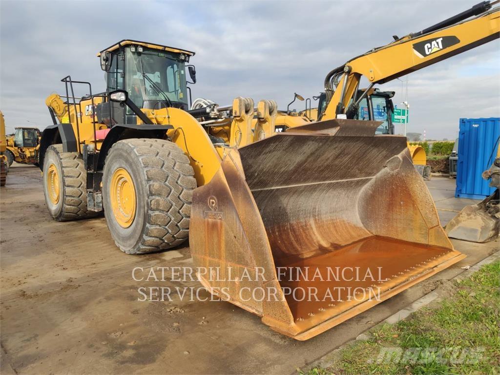 CAT 982-14XE Gumikerekes homlokrakodók