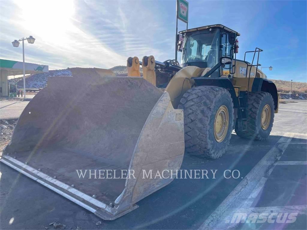 CAT 982 XE Gumikerekes homlokrakodók