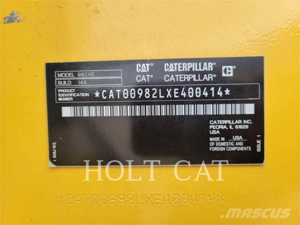 CAT 982 XE Gumikerekes homlokrakodók