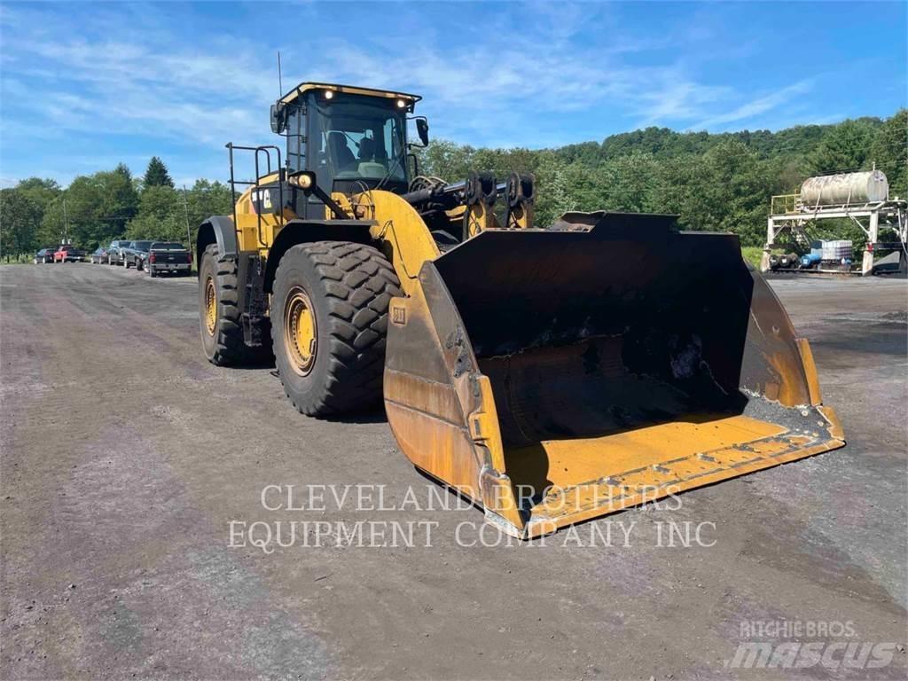 CAT 982M Gumikerekes homlokrakodók