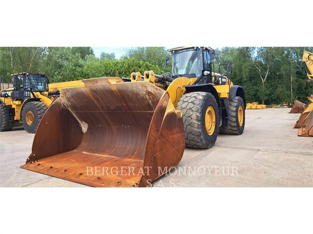 CAT 982M Gumikerekes homlokrakodók