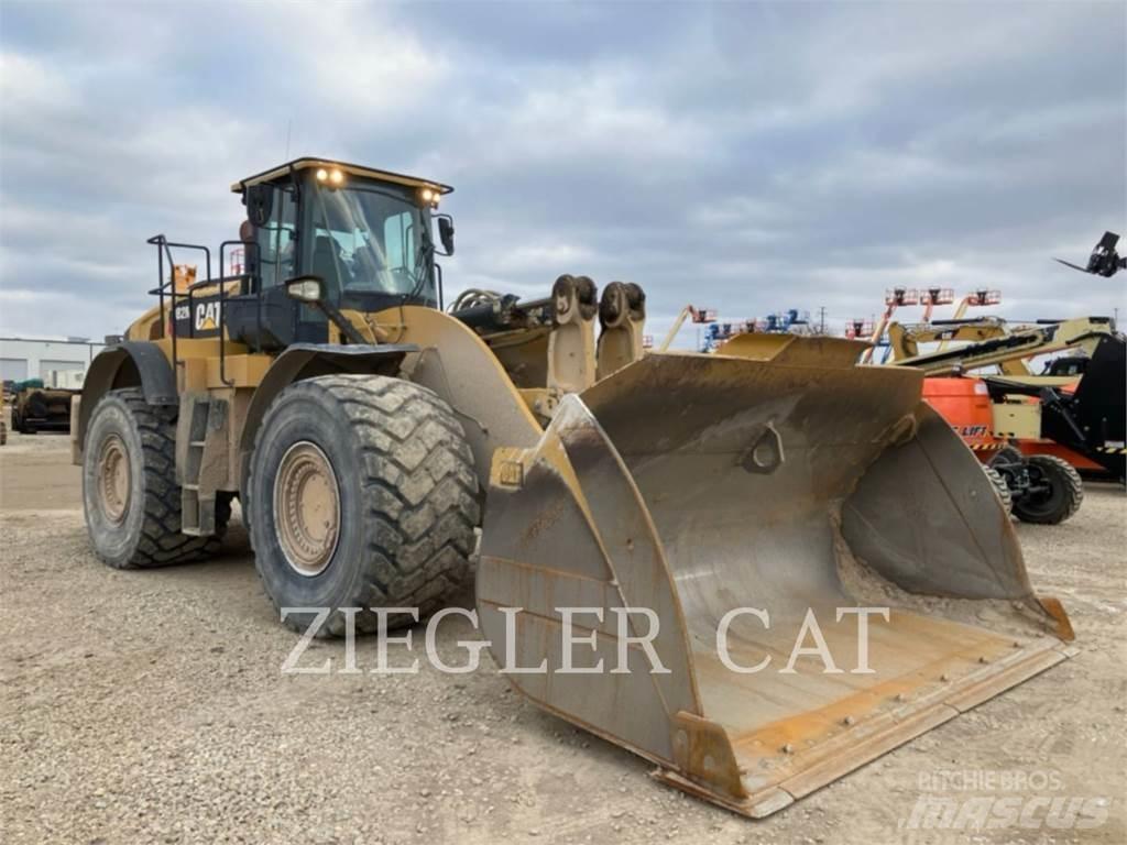 CAT 982M Gumikerekes homlokrakodók