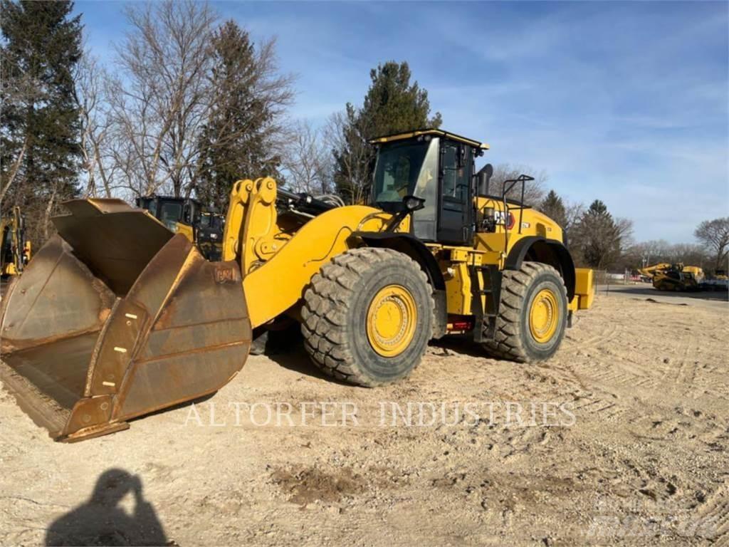 CAT 982M Gumikerekes homlokrakodók