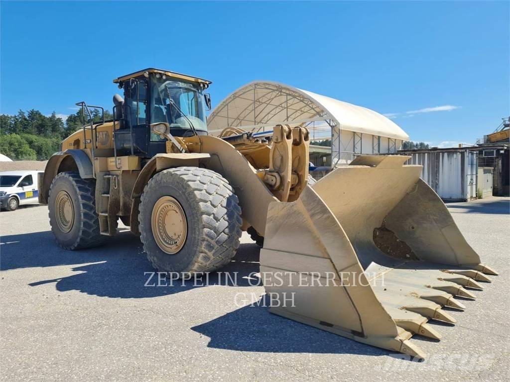 CAT 982M Gumikerekes homlokrakodók