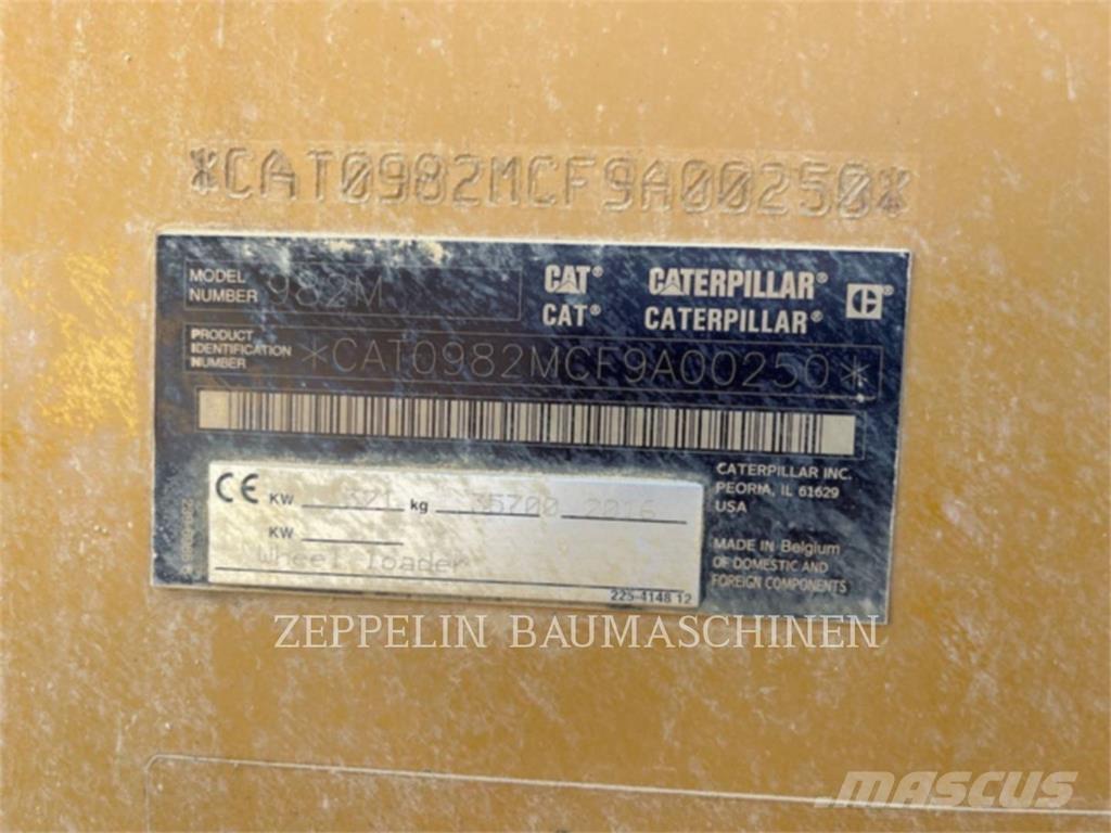 CAT 982M Gumikerekes homlokrakodók