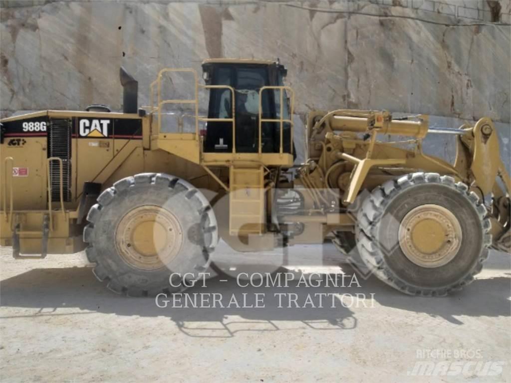 CAT 988G Gumikerekes homlokrakodók