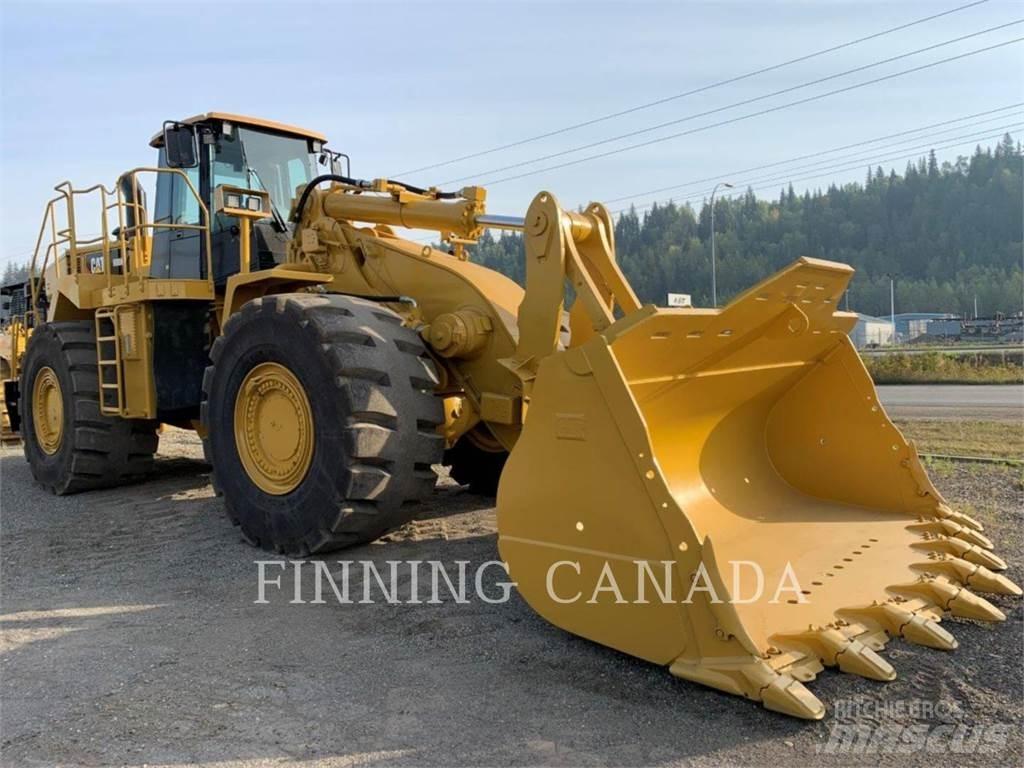 CAT 988H Gumikerekes homlokrakodók