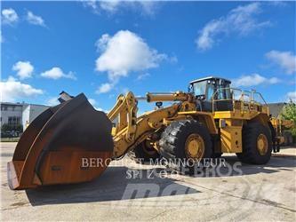 CAT 988H Gumikerekes homlokrakodók