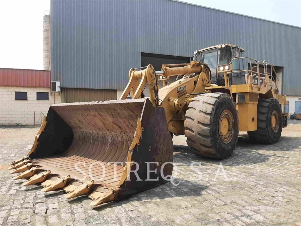 CAT 988H Gumikerekes homlokrakodók