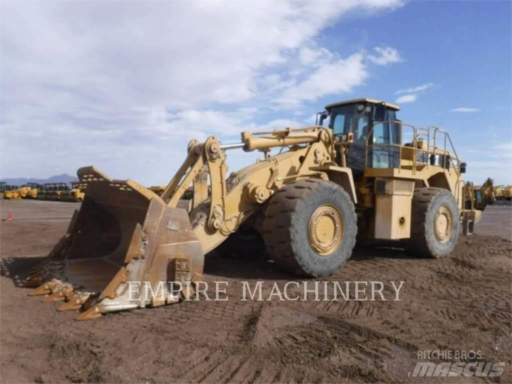 CAT 988H Gumikerekes homlokrakodók