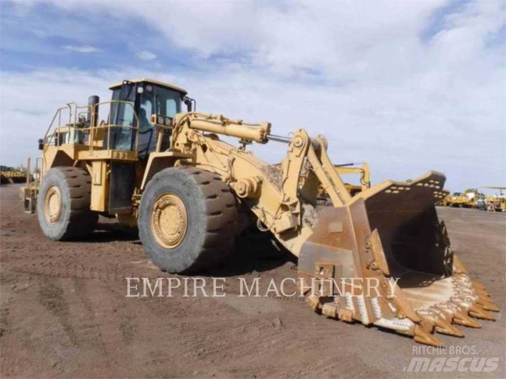 CAT 988H Gumikerekes homlokrakodók